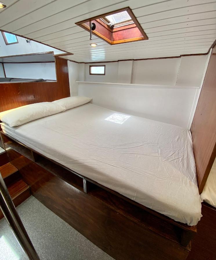 Fantastico Velero En Barcelona Hotel Sant Adria de Besos Kültér fotó